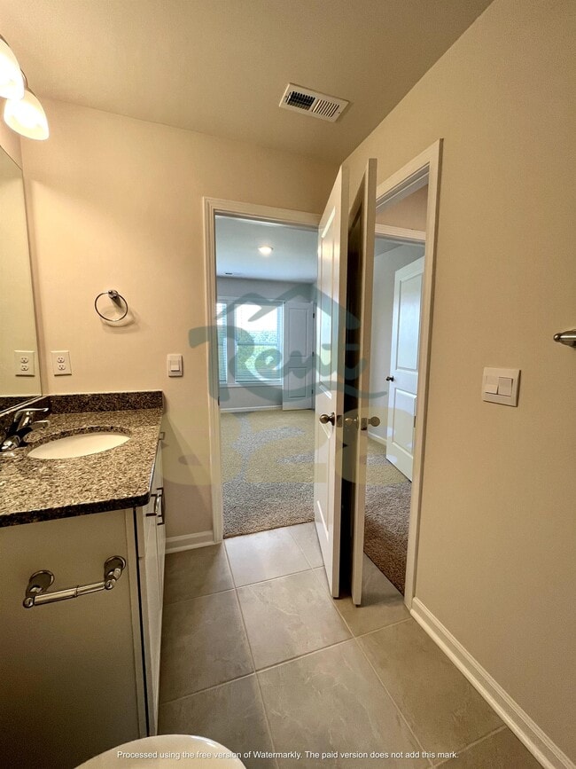 Building Photo - 146 Creekview Rd