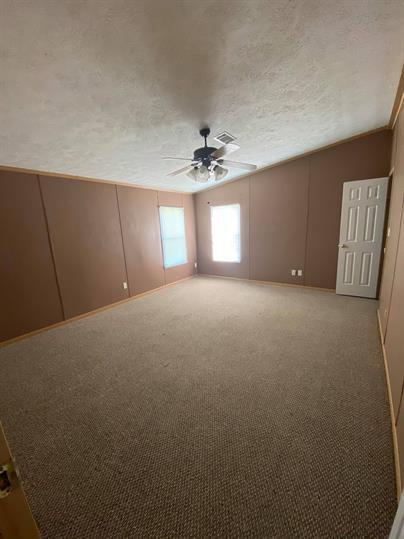 Building Photo - 99 Roots Rd