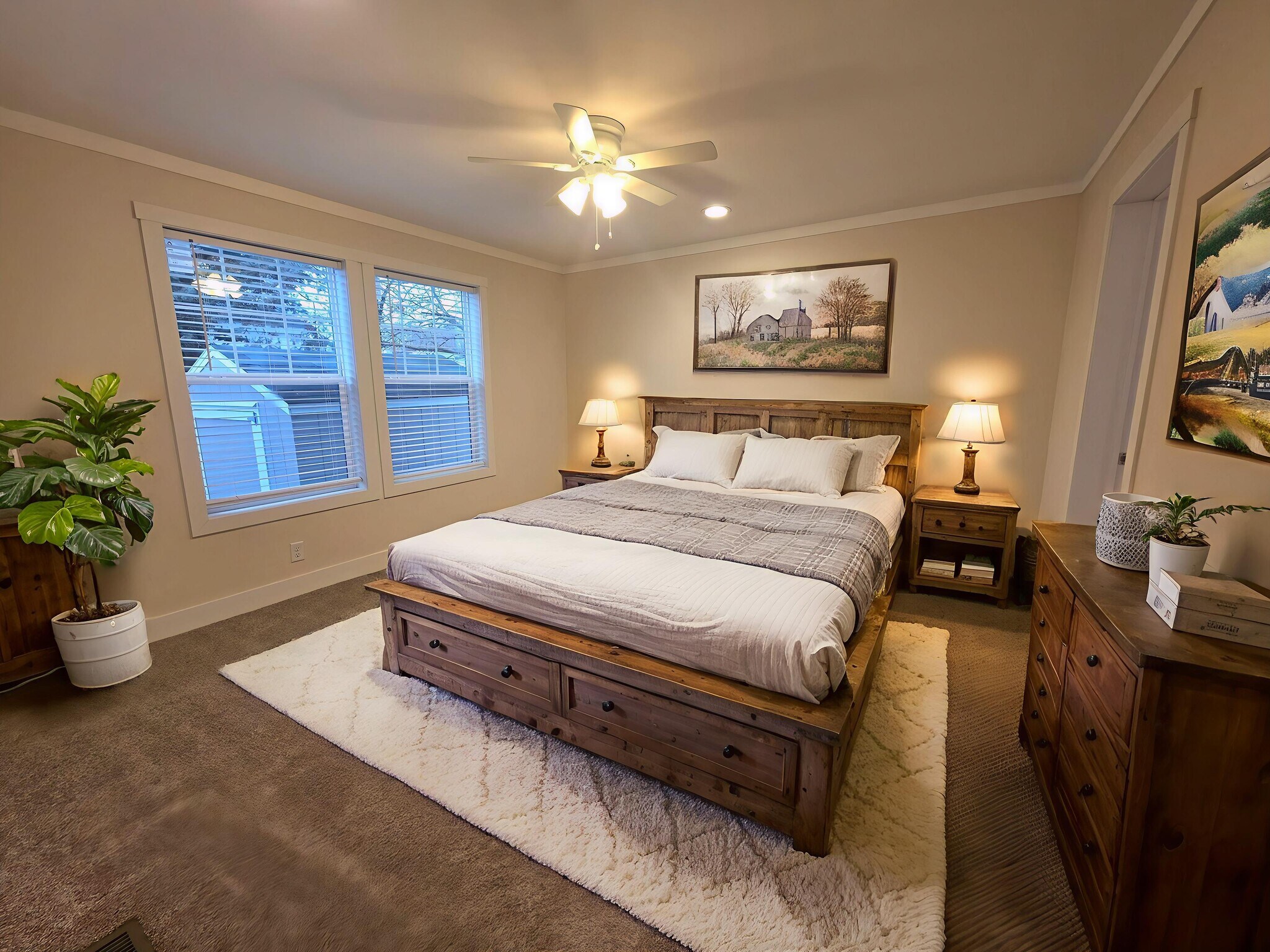 Building Photo - 3644 Chestnut St