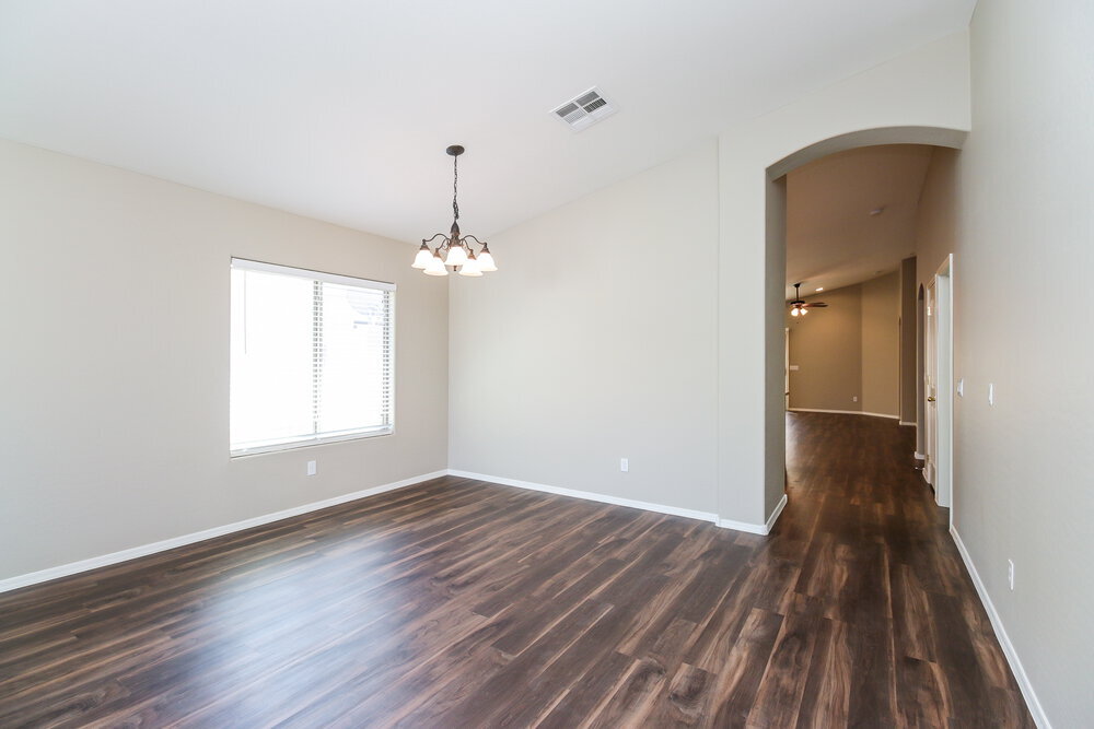 Building Photo - 3275 W Sunshine Butte Dr