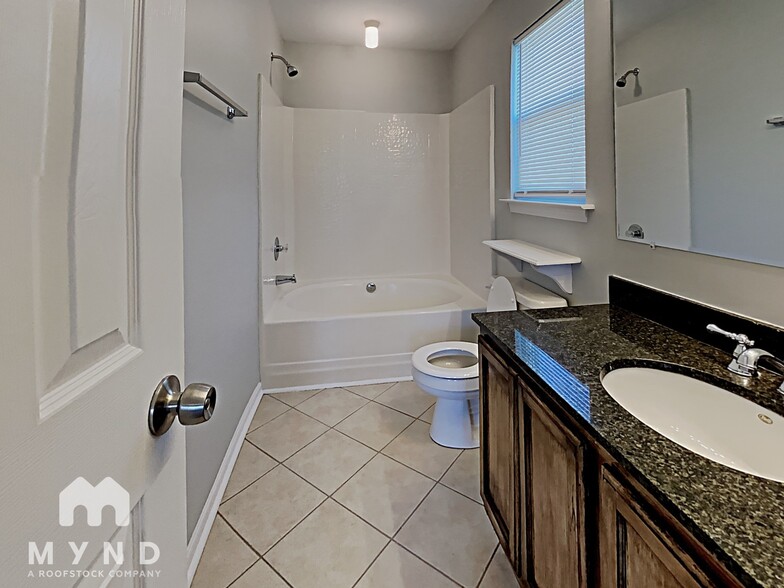 Building Photo - 3403 Southern Ginger Dr