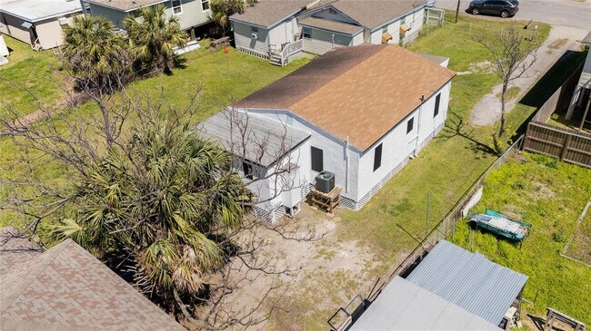 Building Photo - 2207 Hollywood Ave