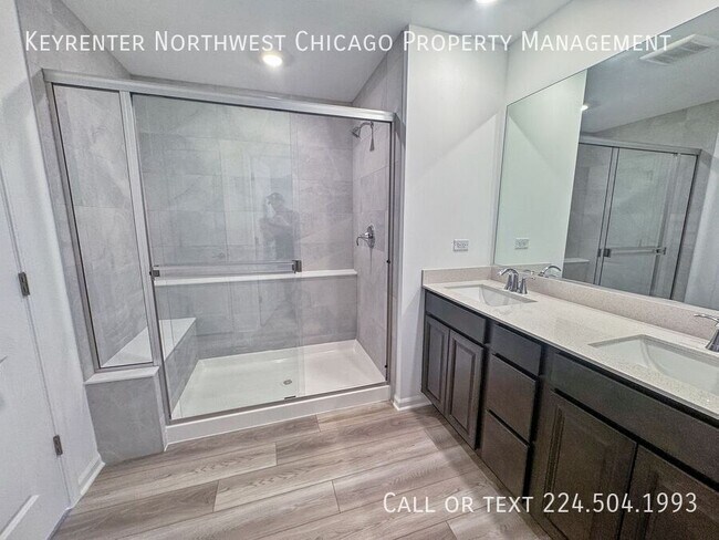 Building Photo - 12301 Tinsley St