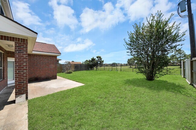 Building Photo - 4610 Plum Forest Rd