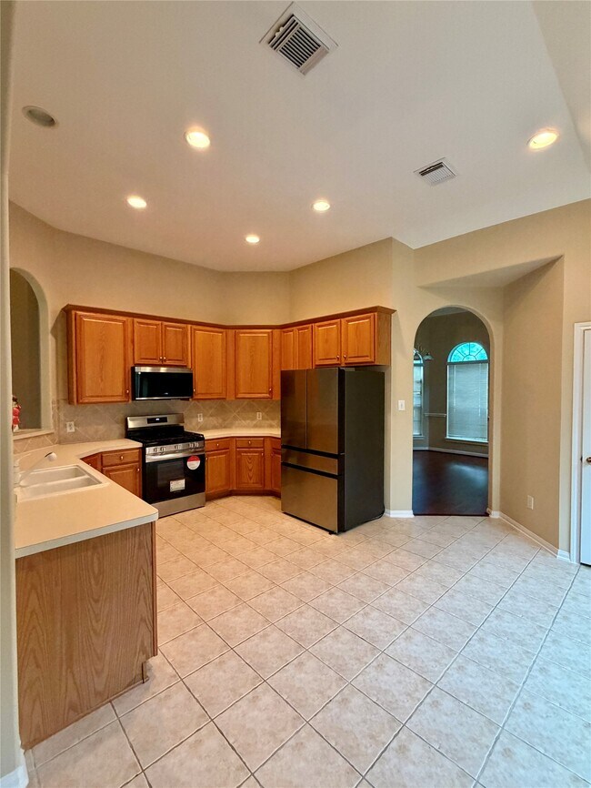 Building Photo - 3318 Cotswald Trail