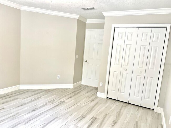 Building Photo - 919 Camino Del Rey Dr