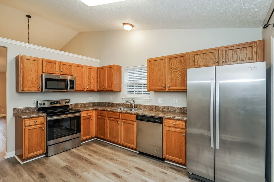 Building Photo - 3240 Cain Harbor Dr