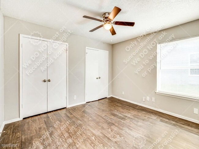 Building Photo - 2 br, 2 bath Duplex - 4309 Gorman Dr A A