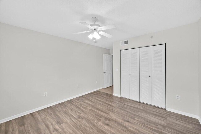 Building Photo - 3732 NW Adriatic Ln