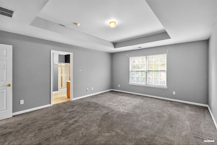 Building Photo - 4010 Daylilly Rd