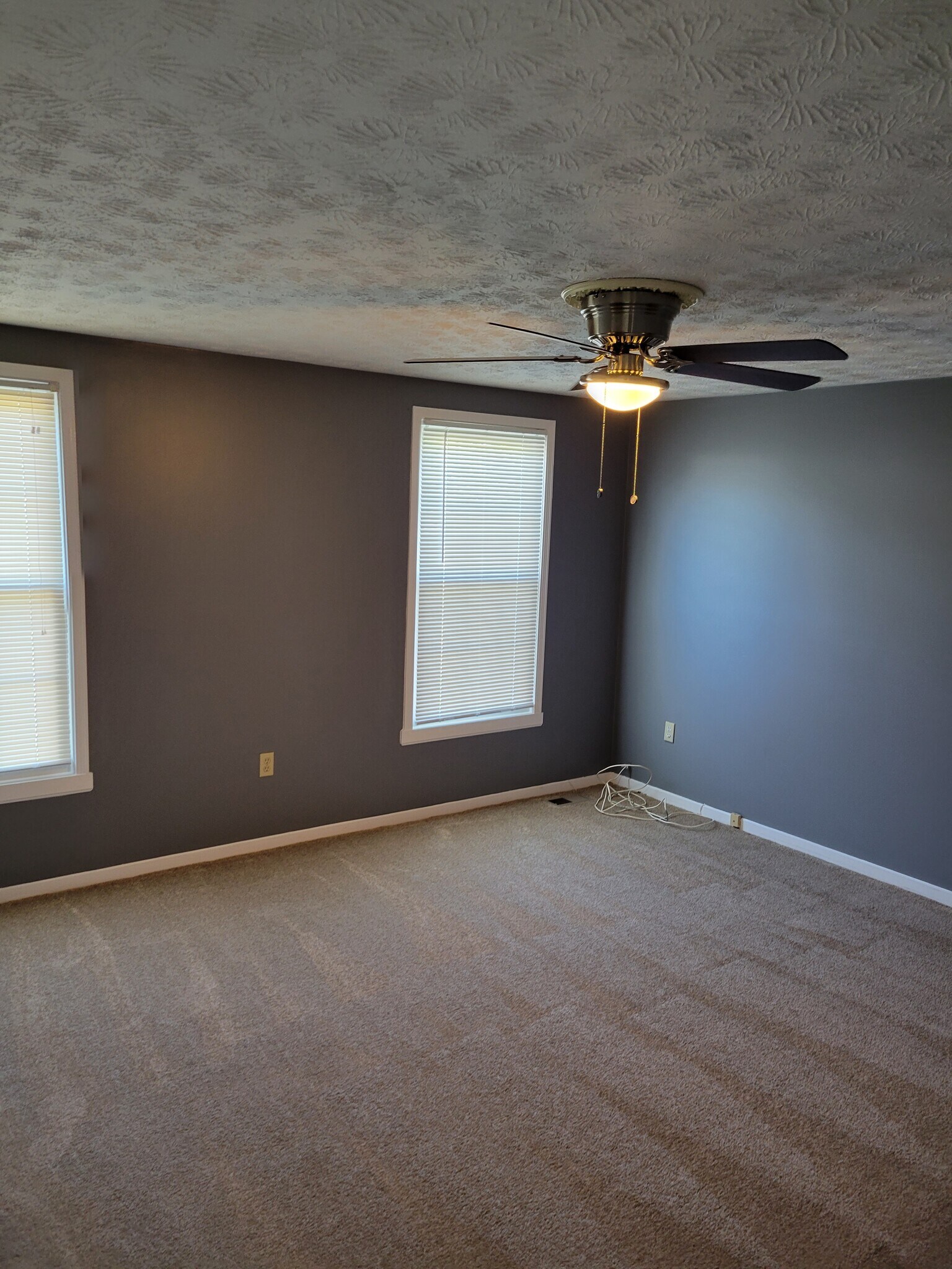 Building Photo - 4238 Glenn Dale Rd