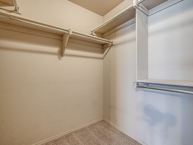 Building Photo - Newly Updated Home + Edmond + 3 bedrooms + Edmond Schools