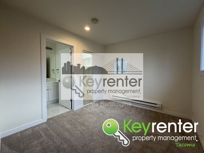 Building Photo - 4622 E F St