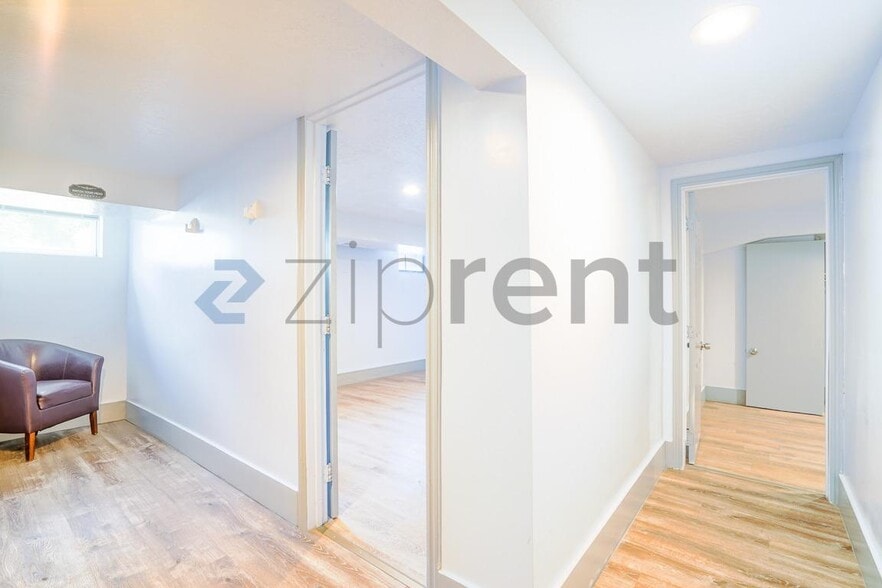 Building Photo - Unit Basement