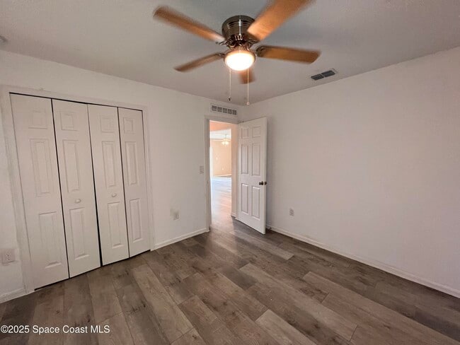 Building Photo - 1467 Depew St SE