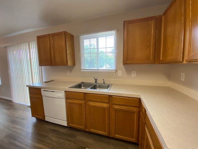 Building Photo - 1731 Morningside Dr