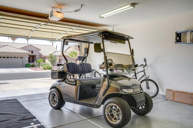 Building Photo - 16426 W Boulder Vista Dr