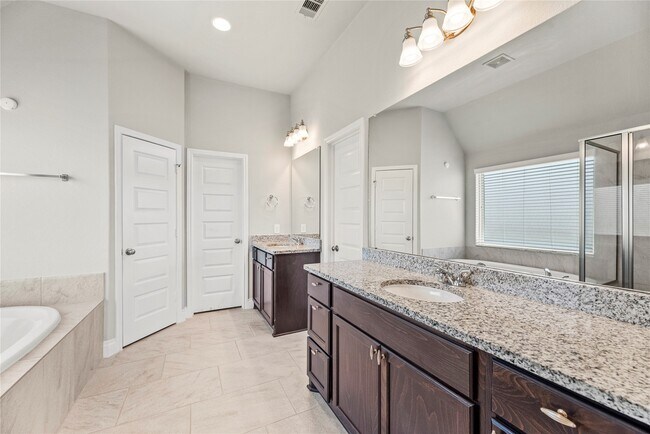 Building Photo - 2910 Angel Mist Ln