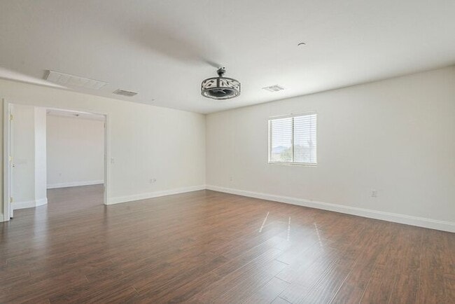 Building Photo - Pending/ Rented - Sahuarita Beauty!
