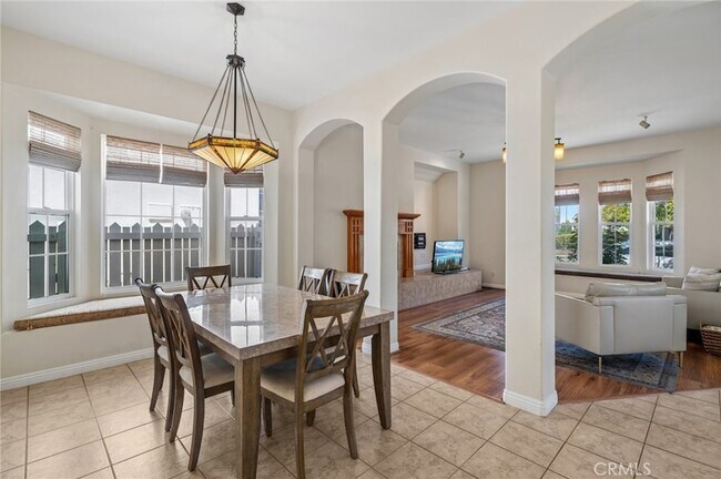 Building Photo - 49 Sconset Ln