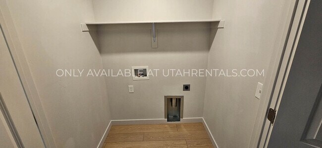 Building Photo - 626 W 1330 S