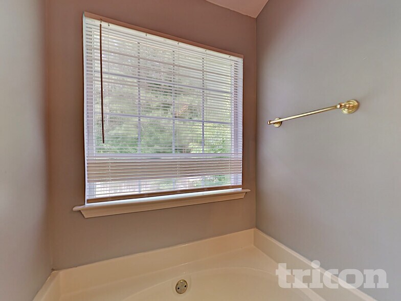 Building Photo - 7258 Silverton Trail