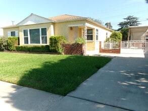Building Photo - 9621 Cloverwood St