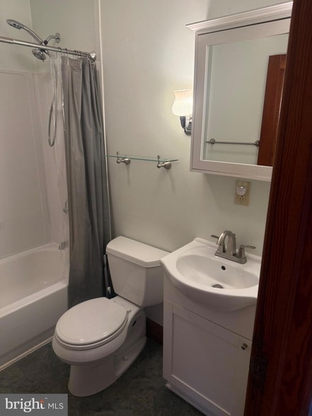 Building Photo - 10899 Fish and Game Rd