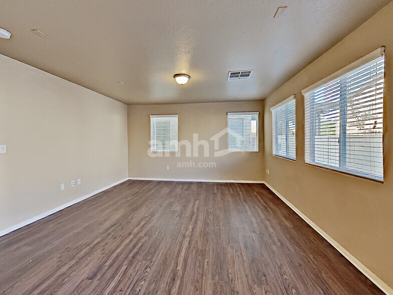 Building Photo - 8116 Stonyford Ct