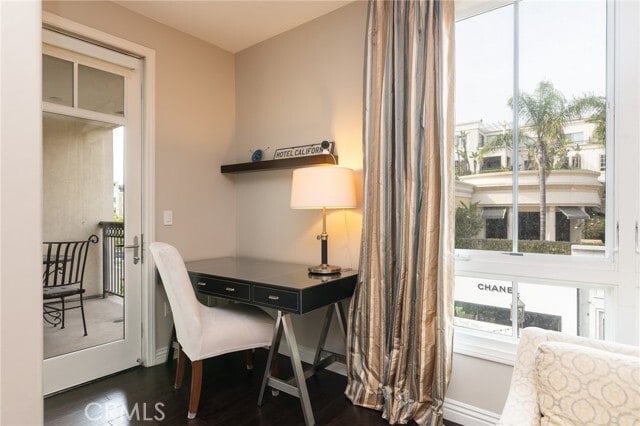 Building Photo - 305 Caruso Ave