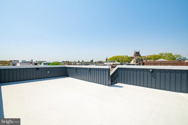 Building Photo - 1842 E Harold St