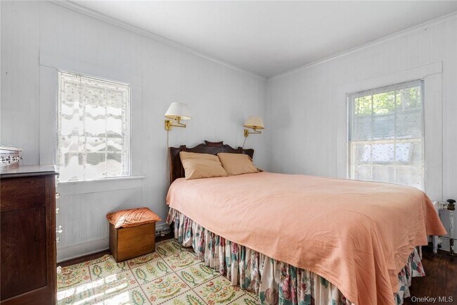 Building Photo - 31 Kittredge Dr