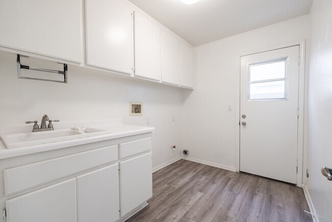 Building Photo - 17410 Majestic Cypress Way
