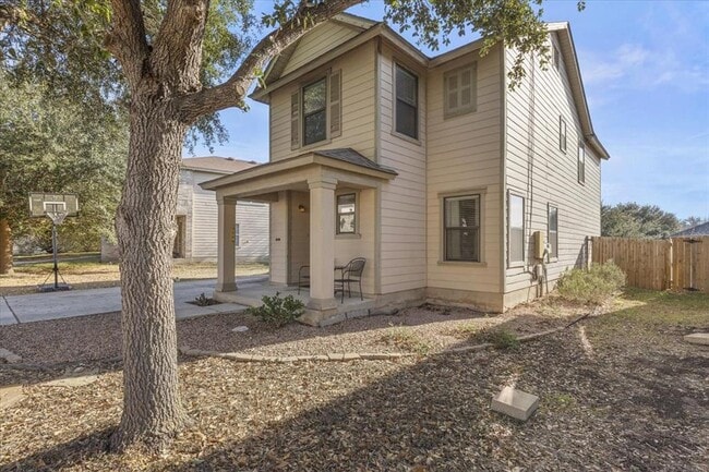 Building Photo - 304 Cordero Dr