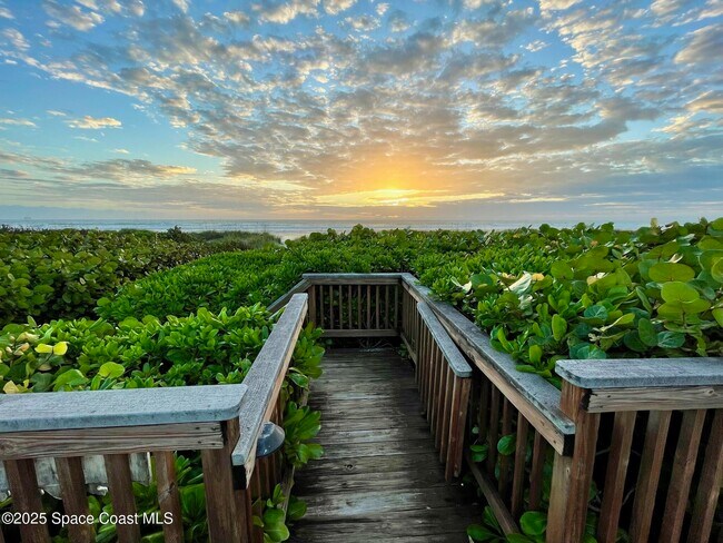 Building Photo - 3585 S Atlantic Ave