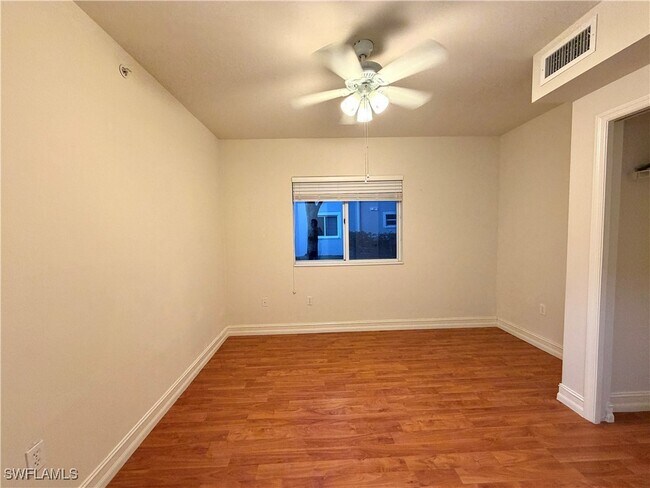 Building Photo - 7819 Regal Heron Cir