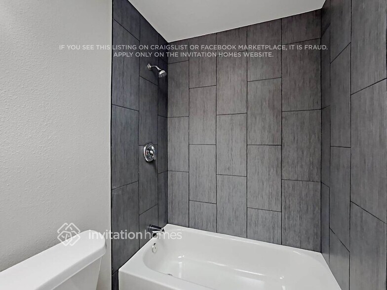 Building Photo - 209 Corliss St