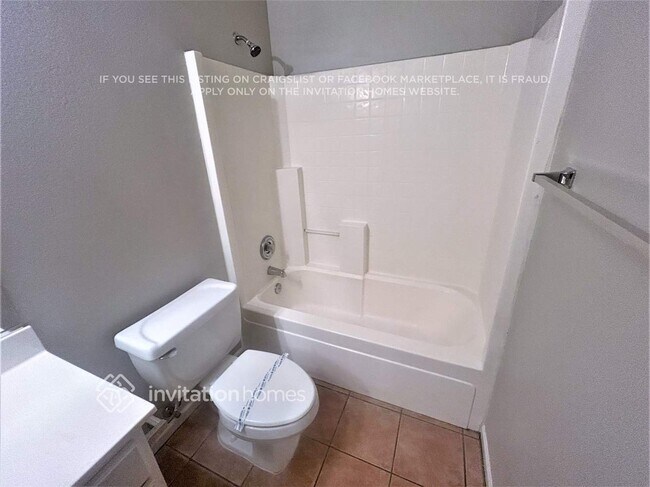 Building Photo - 8820 N 44th Ln