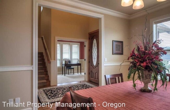 Building Photo - 4 br, 2.5 bath House - 1533 Brokenwheel Co...