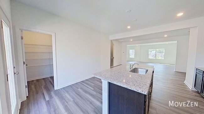Building Photo - 828 Basswood Gln Trl