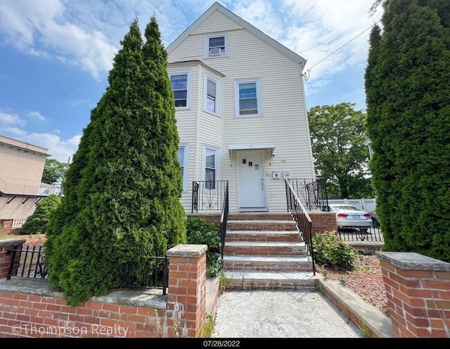 Building Photo - 253 Spring St