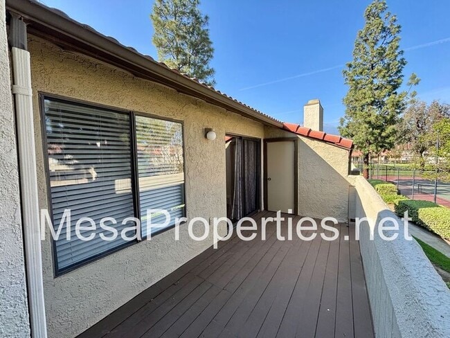 Building Photo - 10151 Arrow Route