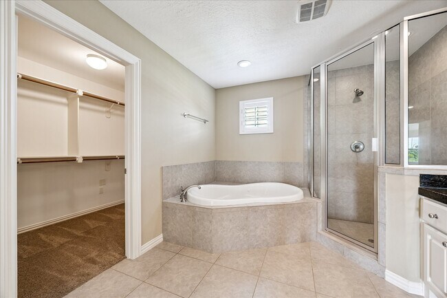 Building Photo - 14450 Kingston Cove Ln