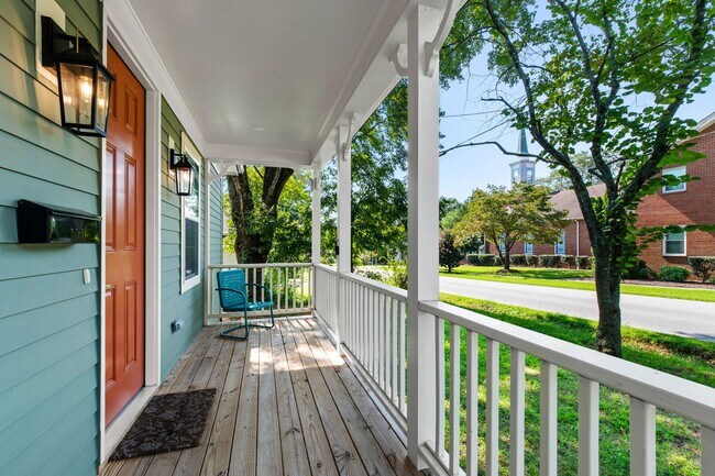 Building Photo - Beautifully Built Ranch Home in Desirable ...