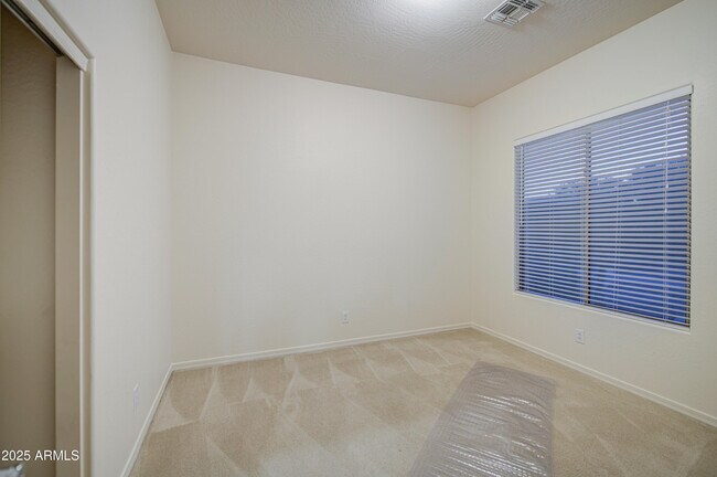 Building Photo - 4791 N 150th Ave