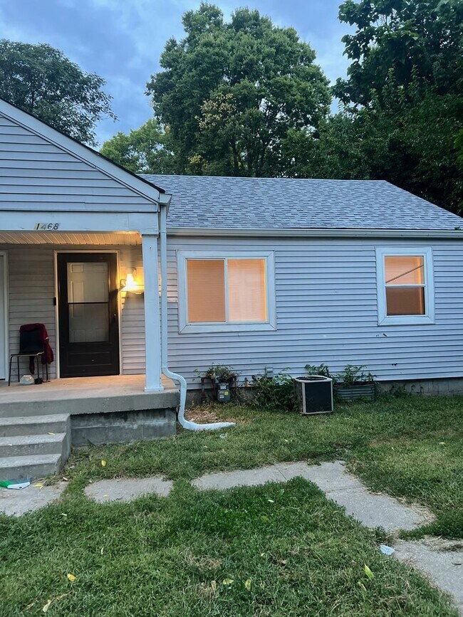 Primary Photo - 1468 W 32nd St