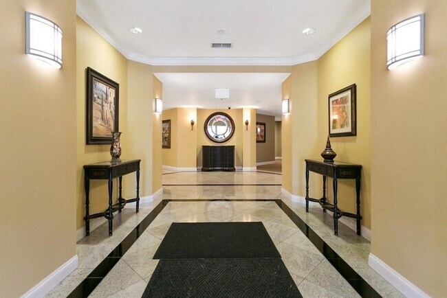 Building Photo - 120 Wyllis Ave