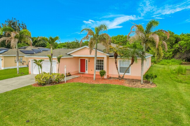 Building Photo - 6416 Las Palmas Way