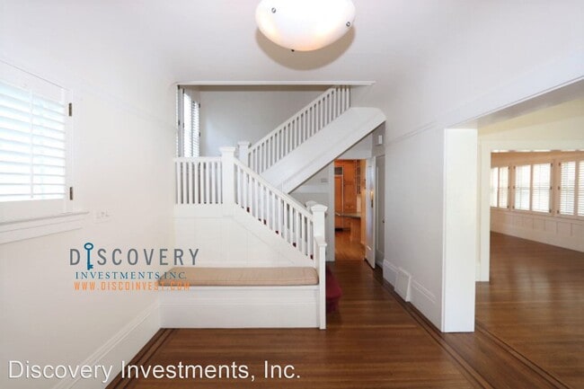Building Photo - 4 br, 2.5 bath House - 532 Magnolia Avenue