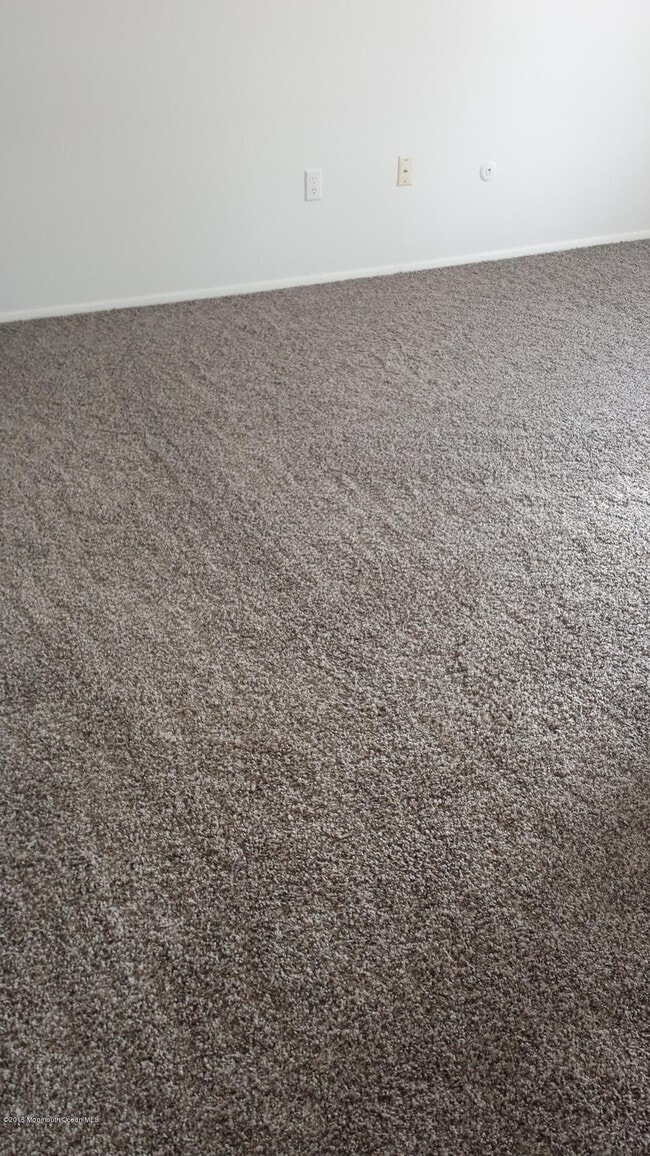 Building Photo - 434A Andover Dr